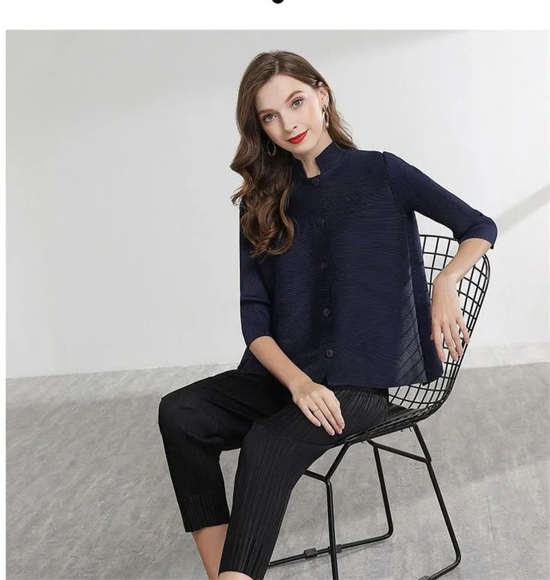 Women's Classic Coat 2025 Spring Autumn Female Temperament Stand Collar Short Mother Jacket Cropped Sleeve Cardigan Overwear