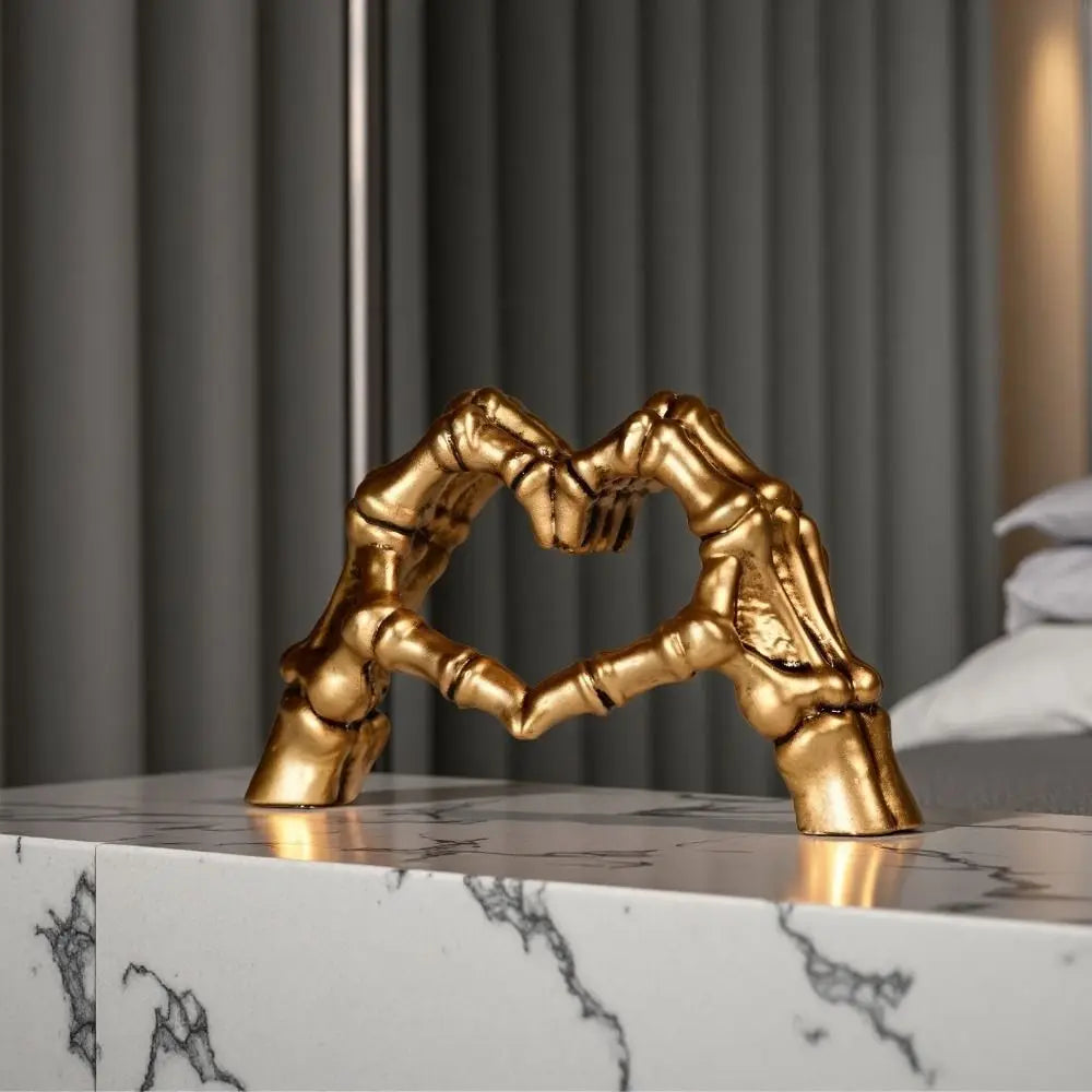 Halloween Themed Halloween Heart Hands Sculpture Handicraft Ornaments Abstract Skeleton Statue Collectible Display