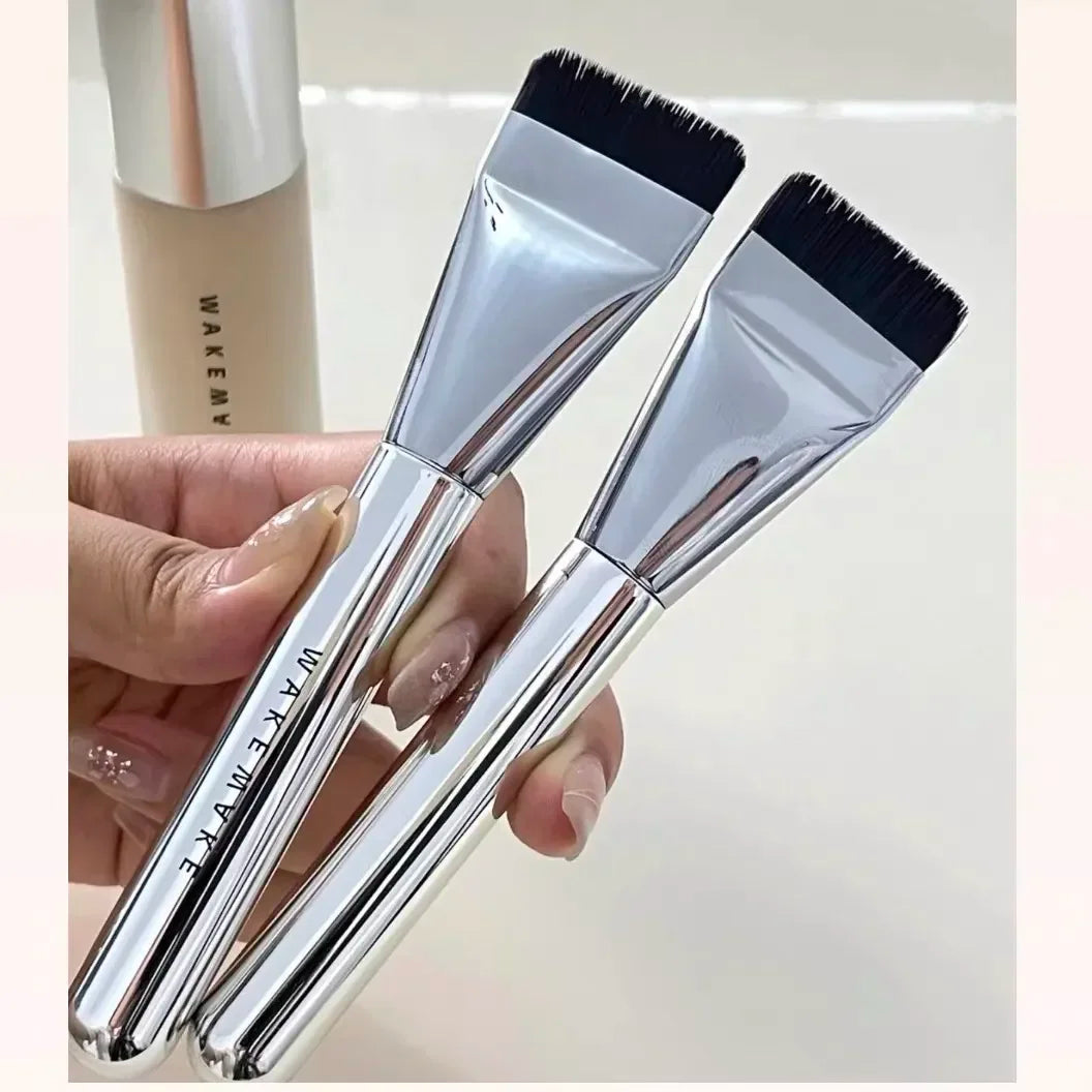 Korea wakemake Flat head One line Foundation Makeup Mask Ultra-thin flawless bare skin concealer brush Makeup tool brush