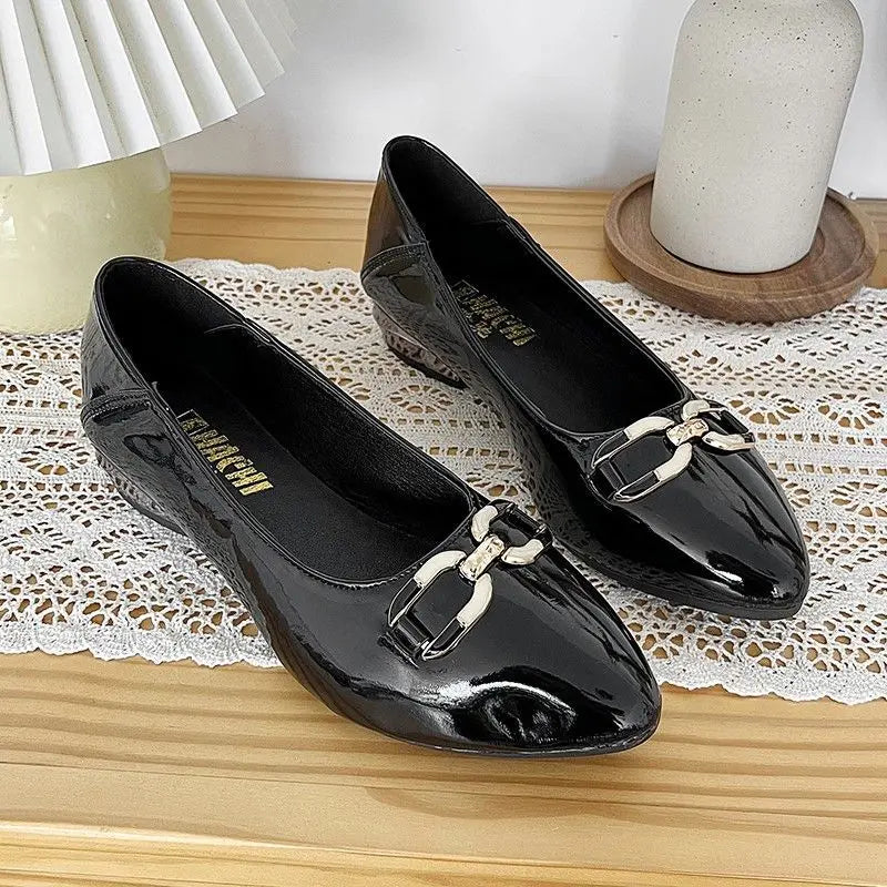Shoes for Women Fashion Pointed Toe Patent Leather Low Heel Single Shoes Lady Slip on Classic Comfort Office Shoes Zapatos Mujer