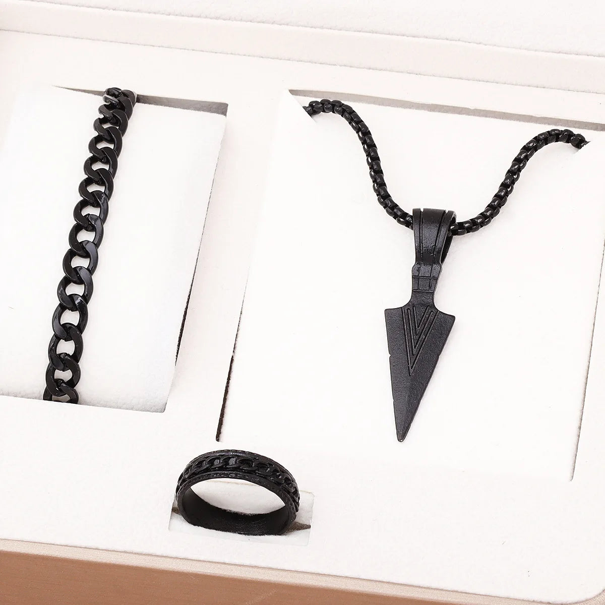 Metal Arrow Pendant Necklace Bracelet Ring for Men Jewelry Set Male Punk Hip Hop Outdoor Travel Parties Daily Wear Accessories