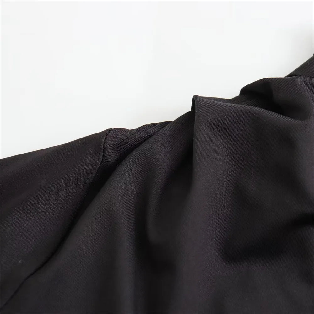 Autumn and winter new women's clothing style, Western style, slim fit, asymmetrical design, solid color long sleeved dress