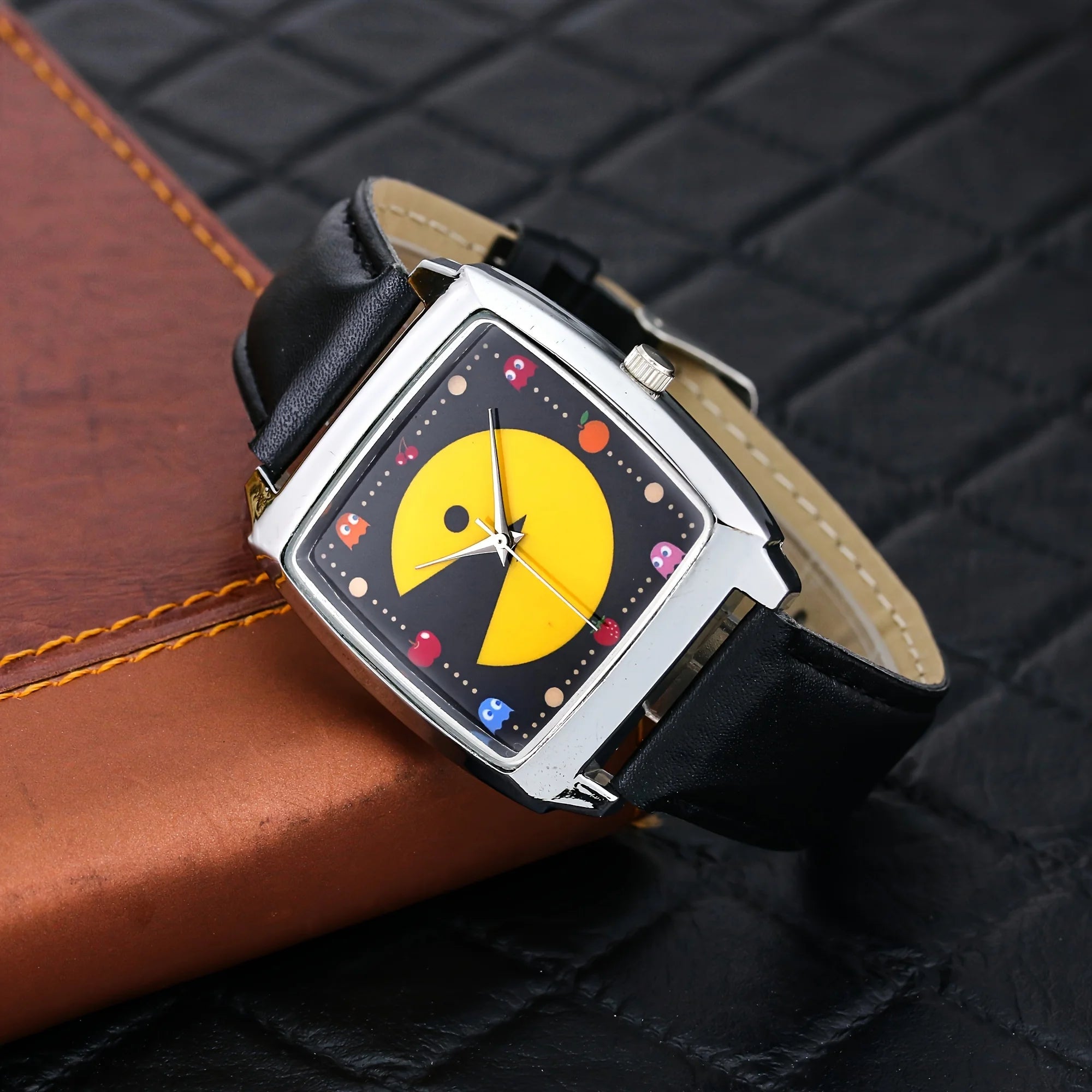 New Big Mouth Cartoon Watch for Men and Women Fashion Trend Wine Bucket Men and Women's Watch for Men and Women