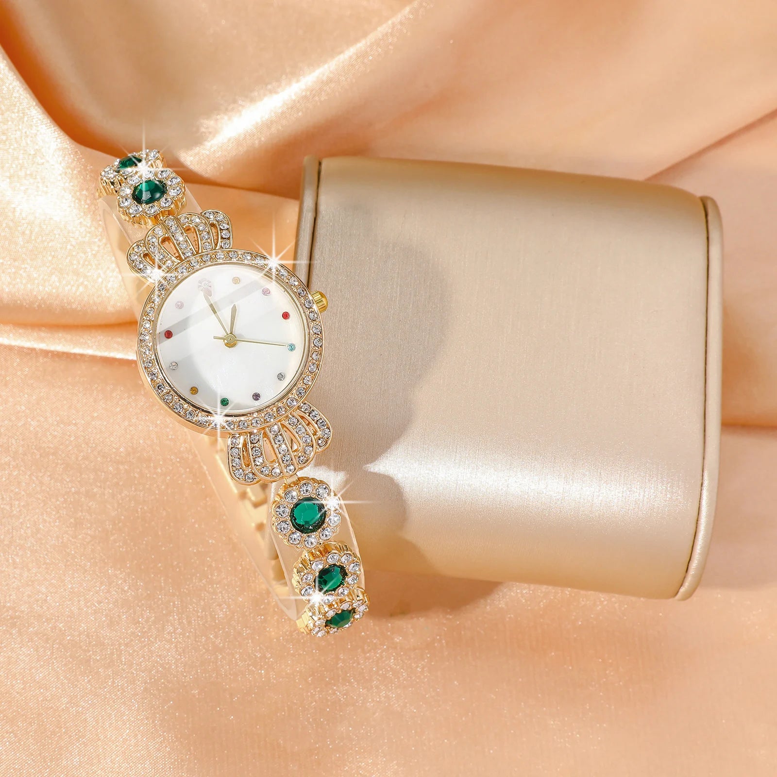 No gift box, small and fashionable design, versatile temperament, diamond jewelry set for women, 5 pieces.