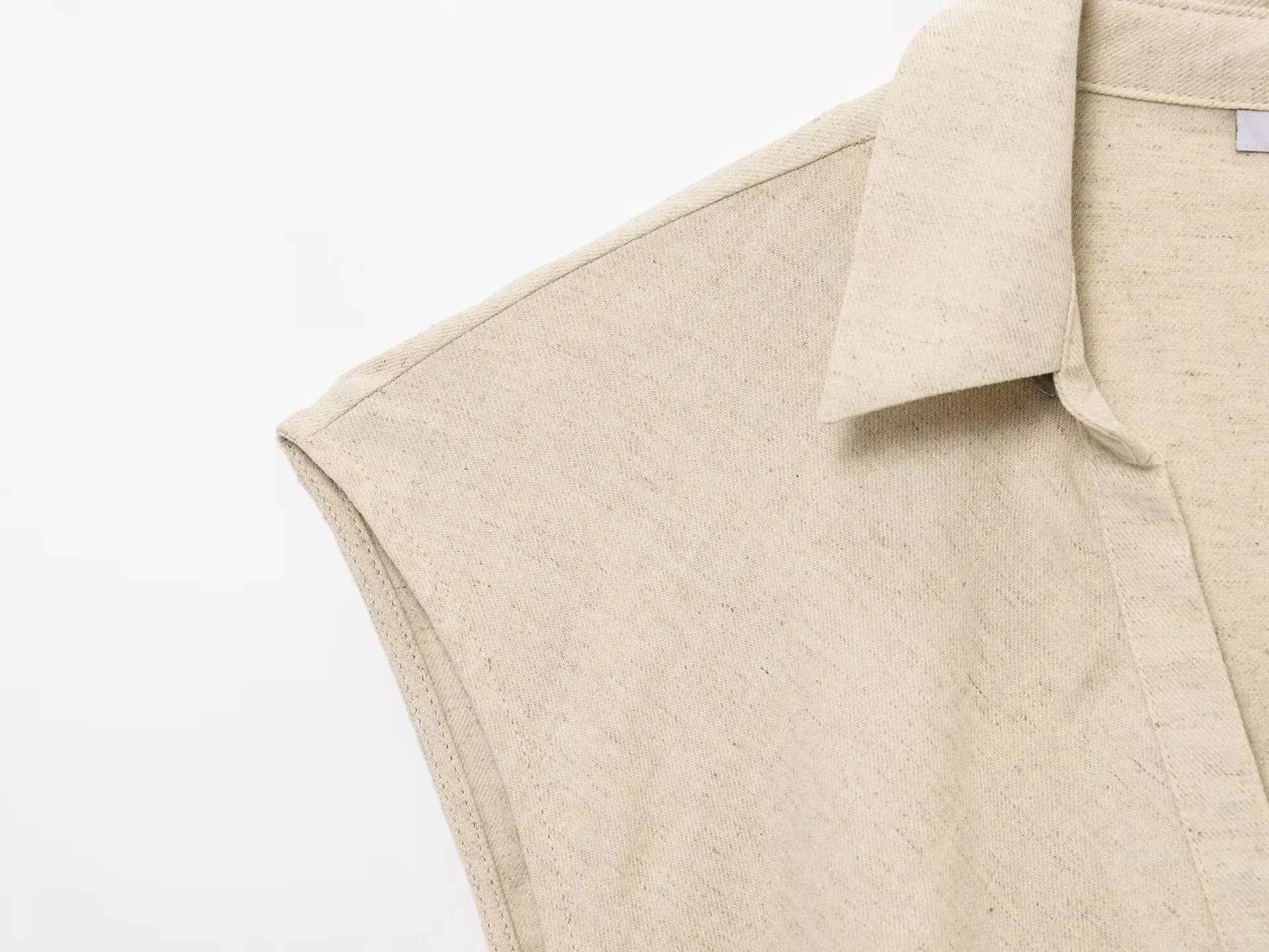 2025 New Women's Suit Summer Suit Casual Simple Multifunctional Pleated Lapel Sleeveless Short Top Paired with Buckle Slit Skirt