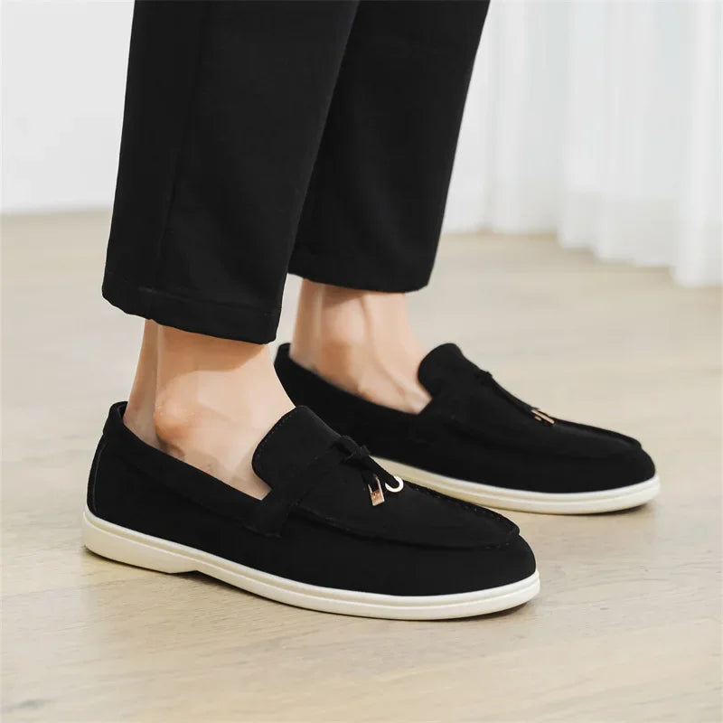 New Men's Shoes Suede Loafers Fashionable British Men's Casual Shoes Moccasins Outdoor Driving Shoes Handmade Slip Flat Shoes