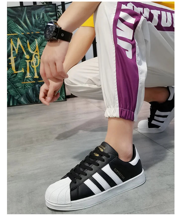 Couple Boardshoes Simple Basics Versatile Comfy Casual Light Walking Shoes New Hot Selling Men Women Student Little White Shoes