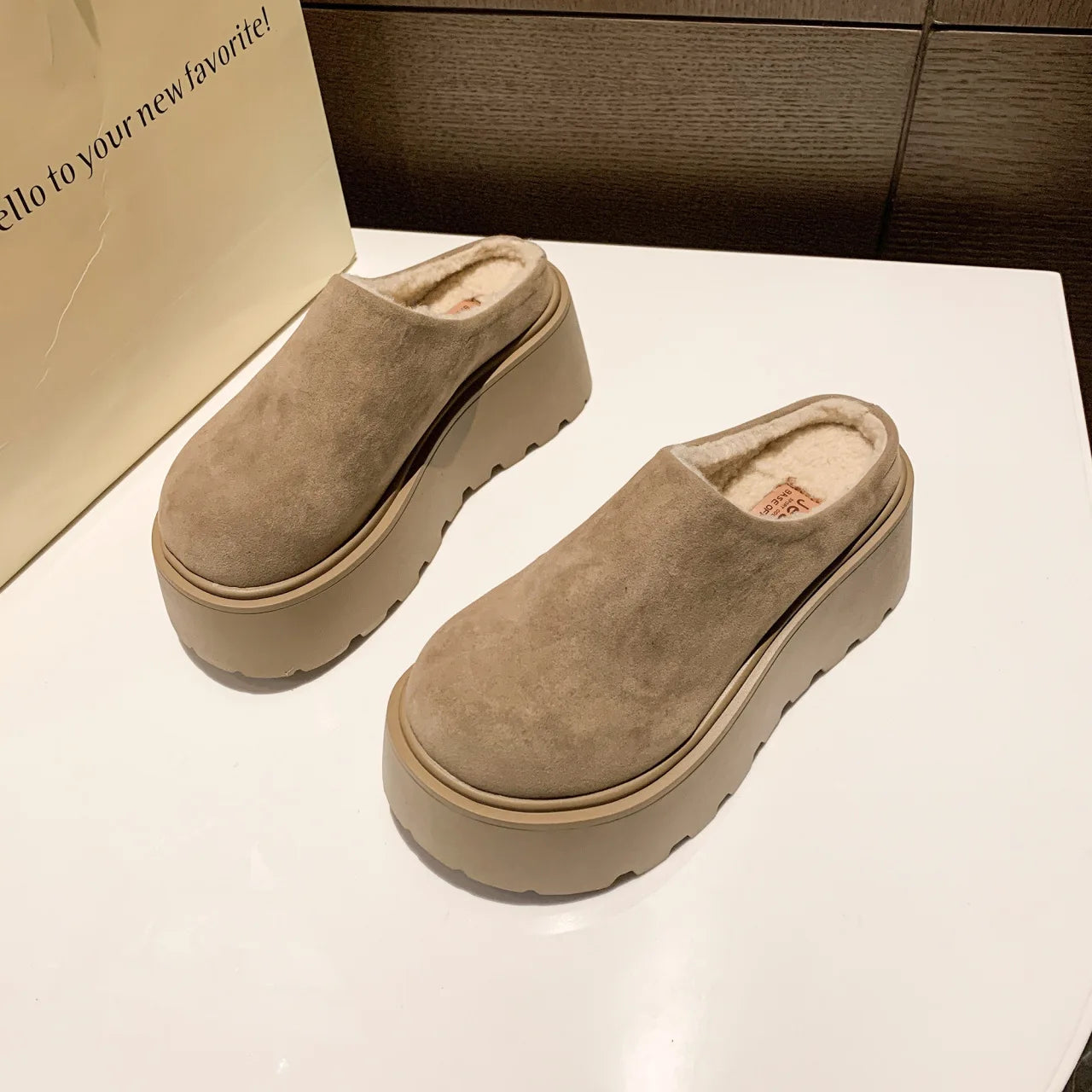 Shoes Woman 2025 House Slippers Platform Pantofle Cover Toe Winter Footwear New Slides Female Shoes Womens Slippers Outdoor Plat