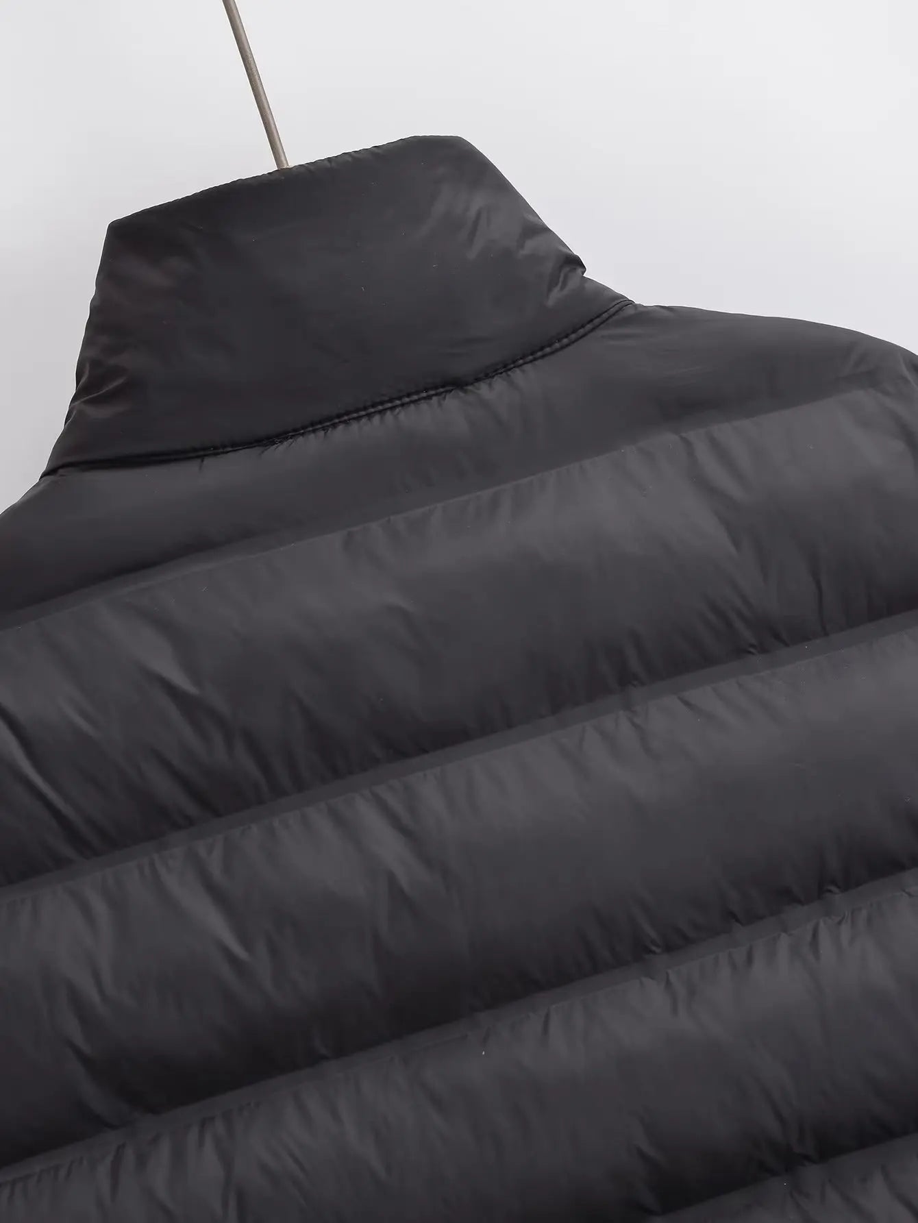 Winter Jackets For Women 2025 Black Spliced Long Sleeve Winter Women's Cold Coat Luxury Parkas Female New In Outerwear