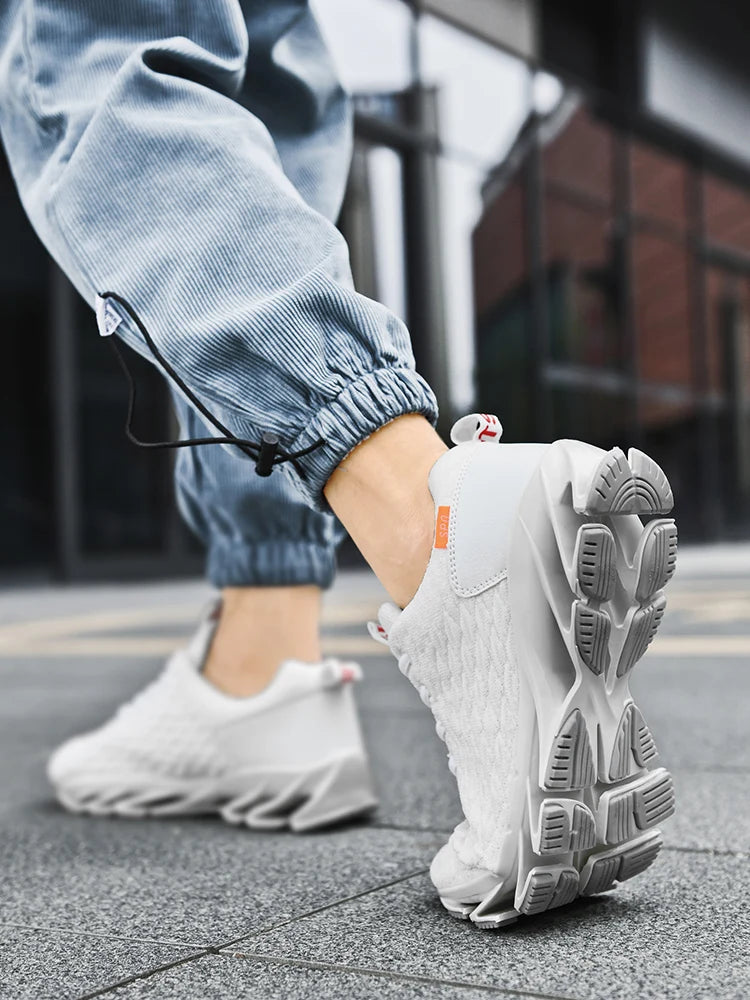 Knife-edge shoes sports leisure shoes fashion trend sports occasions men's exclusive suitable for gifts