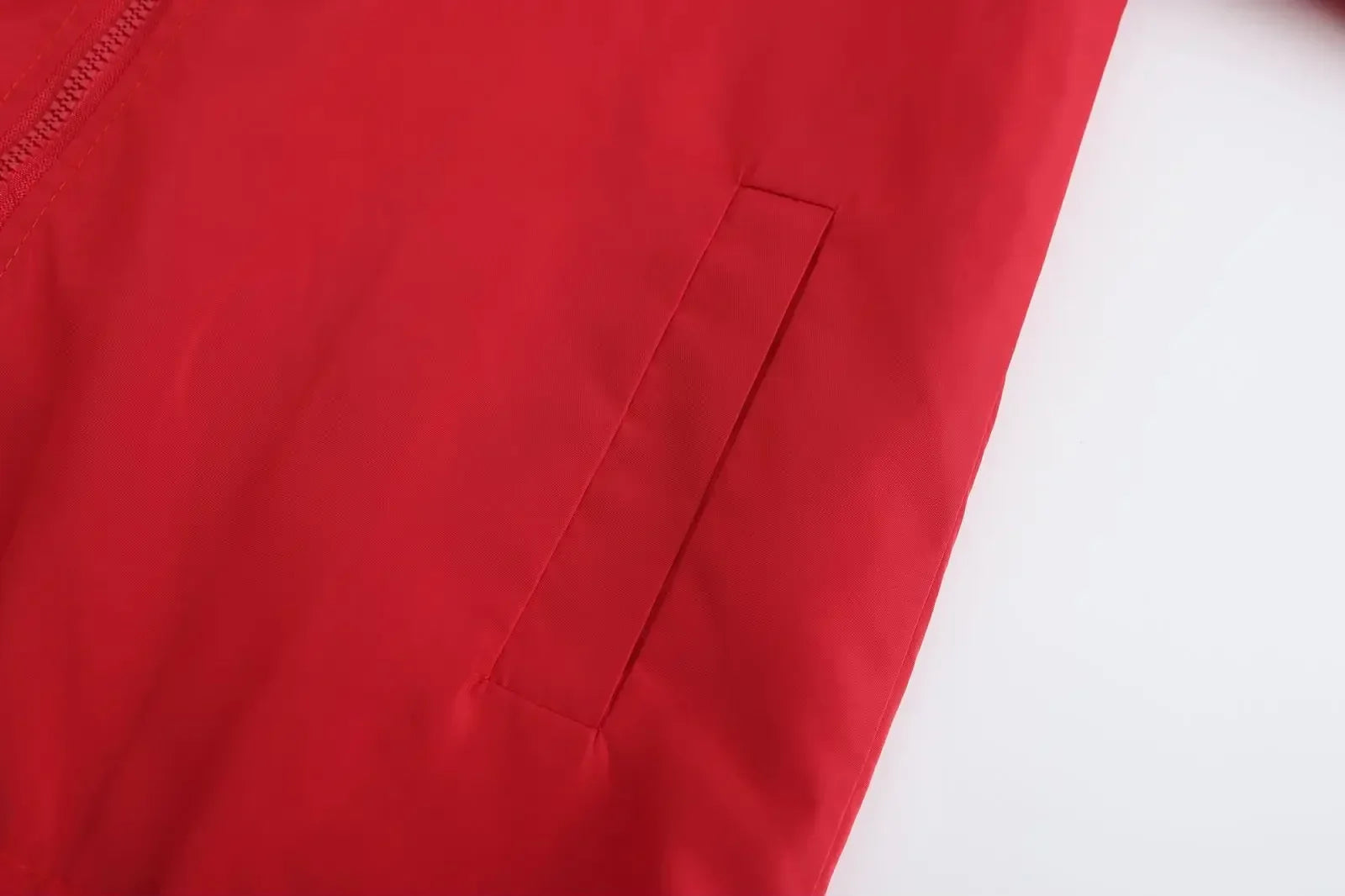 Men's jacket, large size 2025 autumn/winter high-quality fashionable jacket, new hooded windbreaker, fashionable print