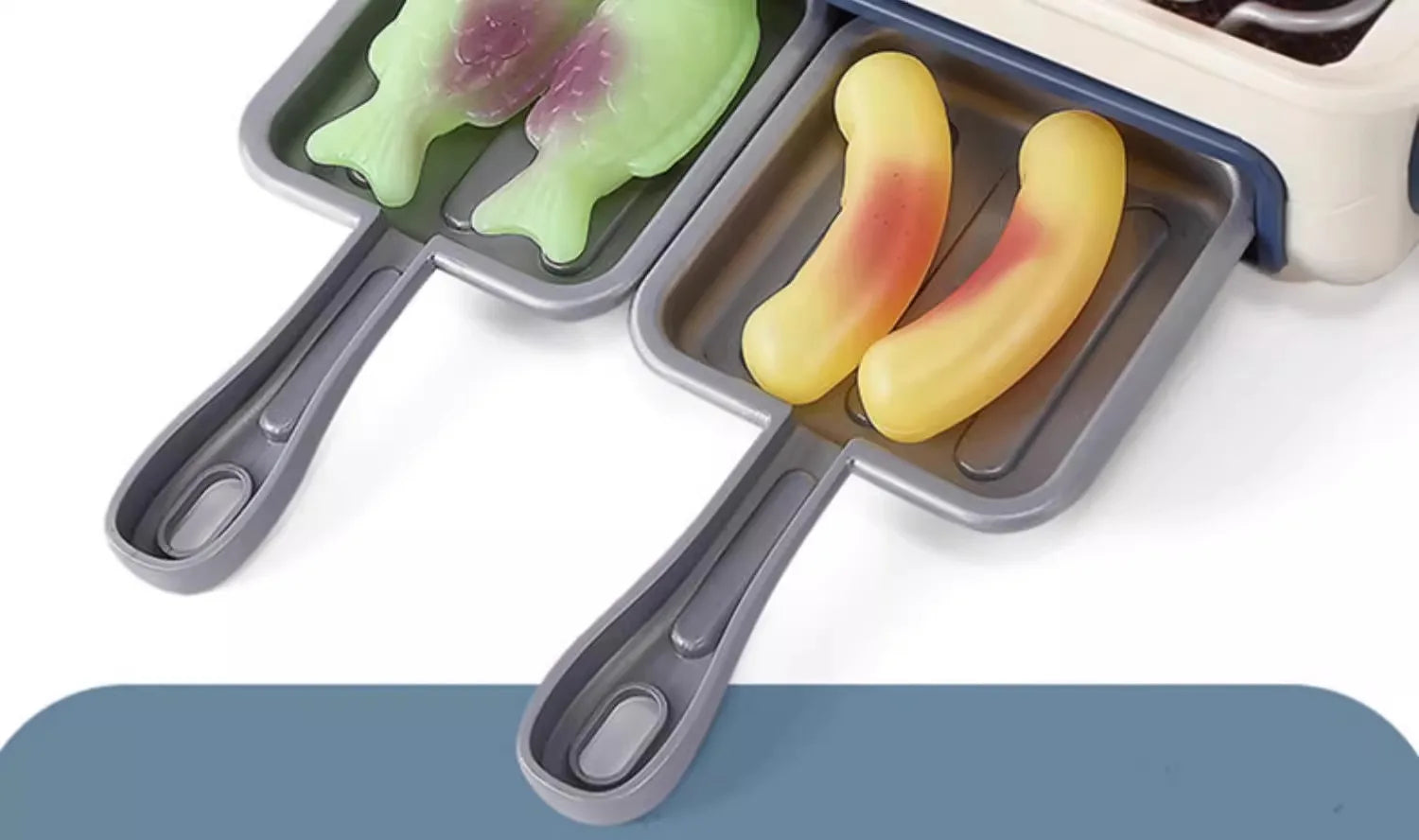 Kids Simulated Barbecue Set with Spray Light and Sound Pretend Play Kitchen Cooking Toy BBQ Educational Toys for Kids Xmas Gifts