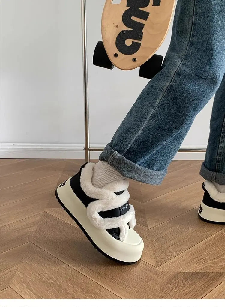 Shoes Woman 2025 Casual Female Sneakers Clogs Platform Autumn Shallow Mouth Round Toe British Style Loafers Fur New Creepers Fal