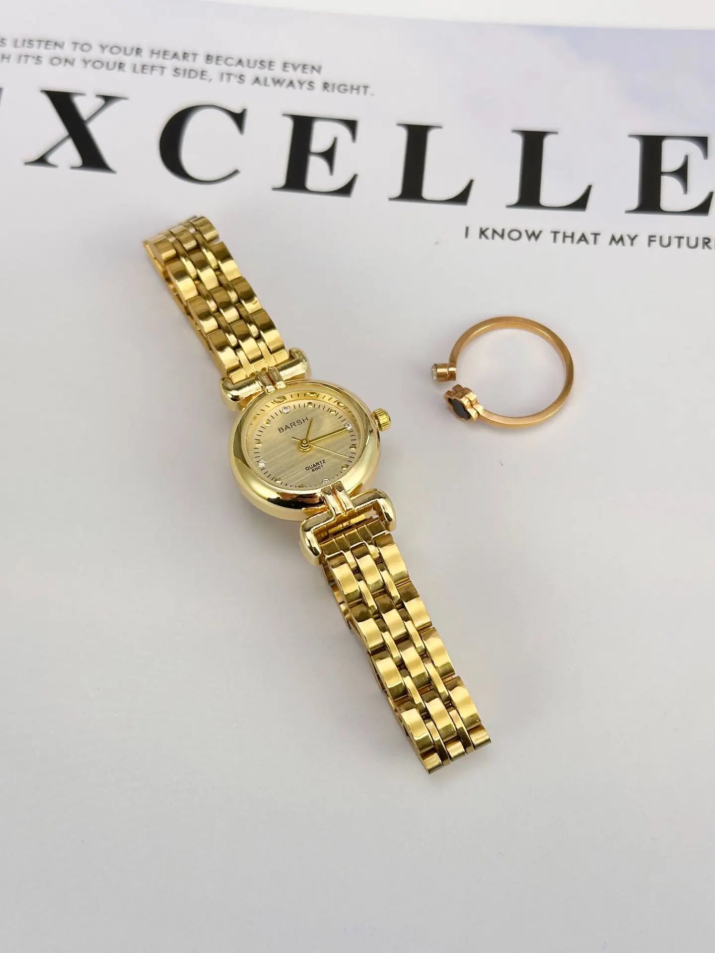 Women's Watches Fashionable and High-end Gold Steel Strip Small Dial Quartz Watch Simple Elegant Style Ladies' Watches