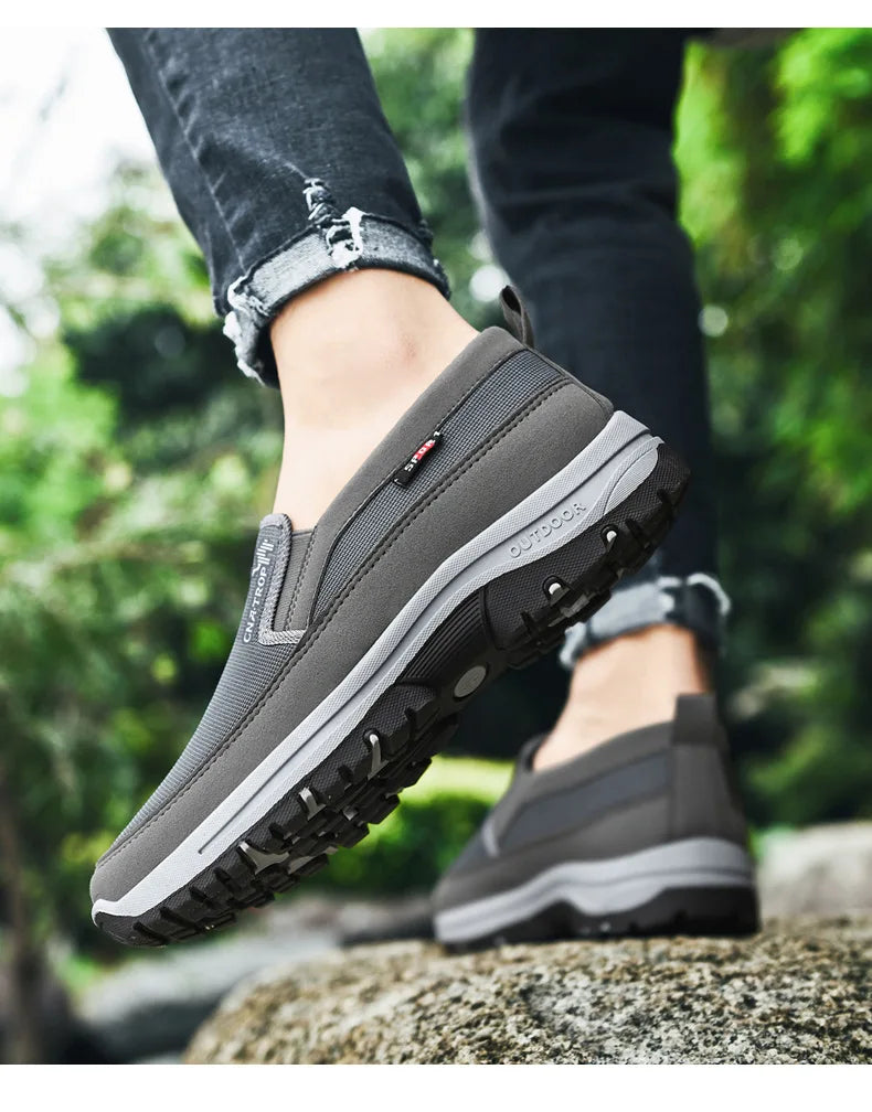 Men's Casual Shoes Classic Loafers Anti-slip Soft Sole Comfortable Men's Leather Sneakers Non-slip Retro Driving Shoes Plus Size