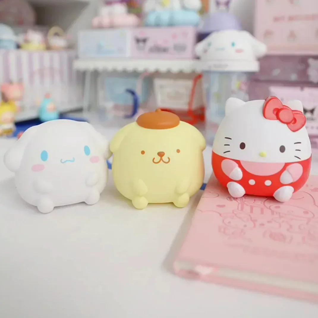 Kawaii Sanrios Kuromi Cinnamoroll Hello Kitty Kawaii Toys Anime Cartoon Children's Hand Pinch Squeeze Toys Gifts