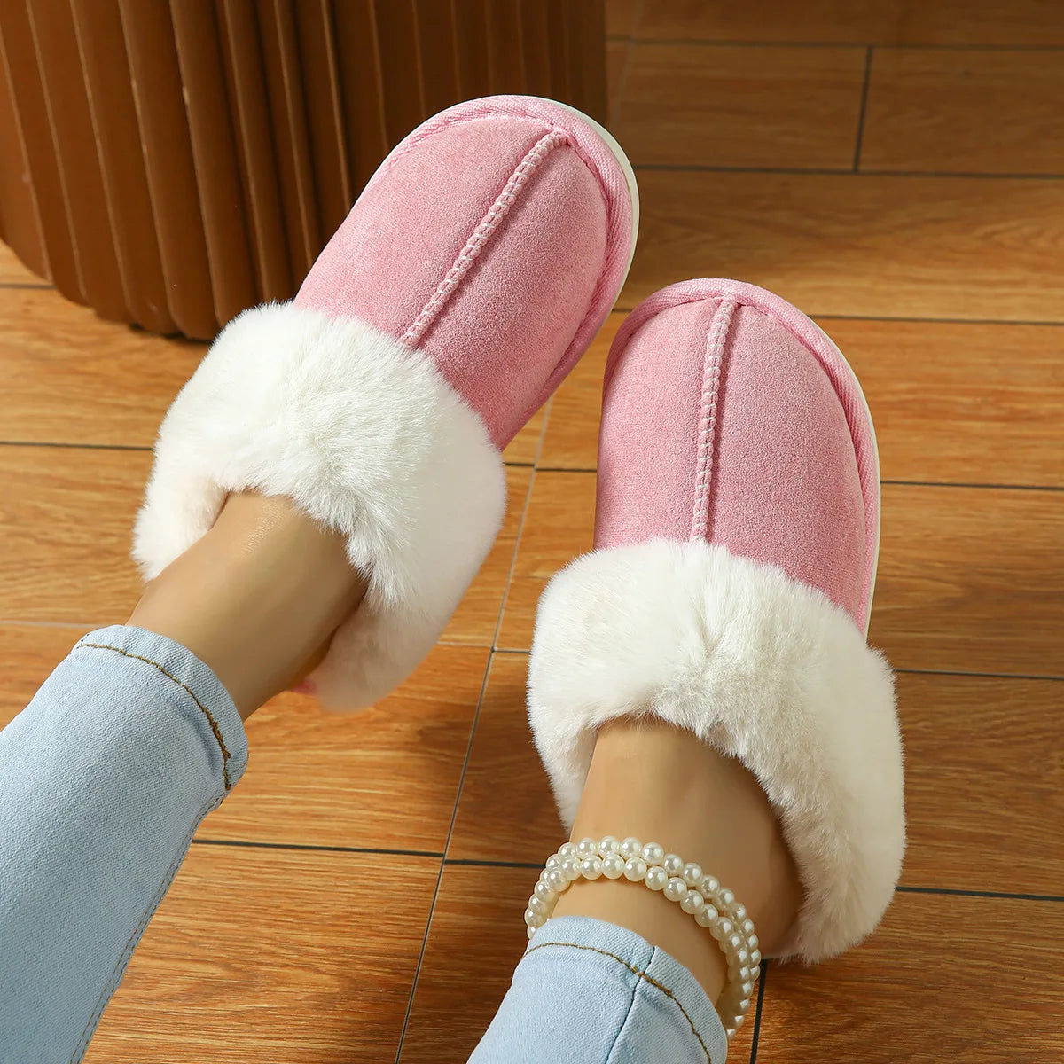 Winter Home Slippers for Couples Warm Plush Neutral Cartoon Cow Indoor Anti Slip Comfortable Cotton Slippers for Men and Women