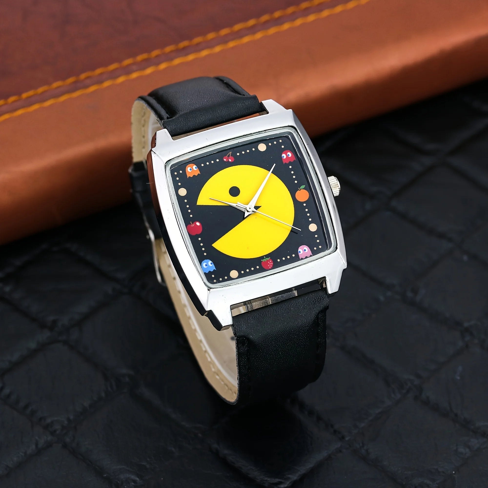 New Big Mouth Cartoon Watch for Men and Women Fashion Trend Wine Bucket Men and Women's Watch for Men and Women