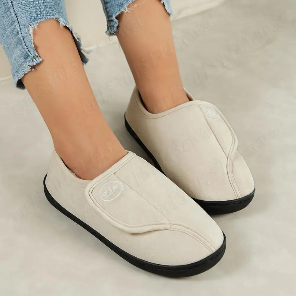 House Shoes for Men Suede Leather Slippers Non-Slip Slip-on Shoes Comfy Warm Plush Indoor/Outdoor for Diabetic Swollen Feet