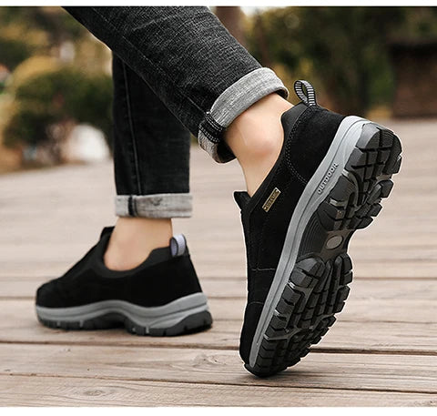Men's non-slip casual sports shoes wear-resistant hiking shoes Outdoor 2025 fashion comfortable flat walking shoes for men