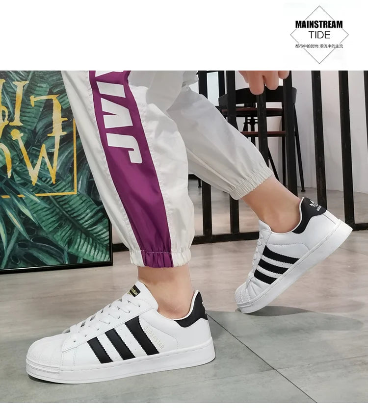 Couple Boardshoes Simple Basics Versatile Comfy Casual Light Walking Shoes New Hot Selling Men Women Student Little White Shoes