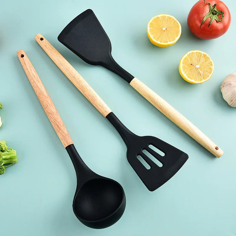 Kitchen utensil set with wooden handles, non-stick pans, food-grade cooking silicone storage set, baking and frying kitchen set