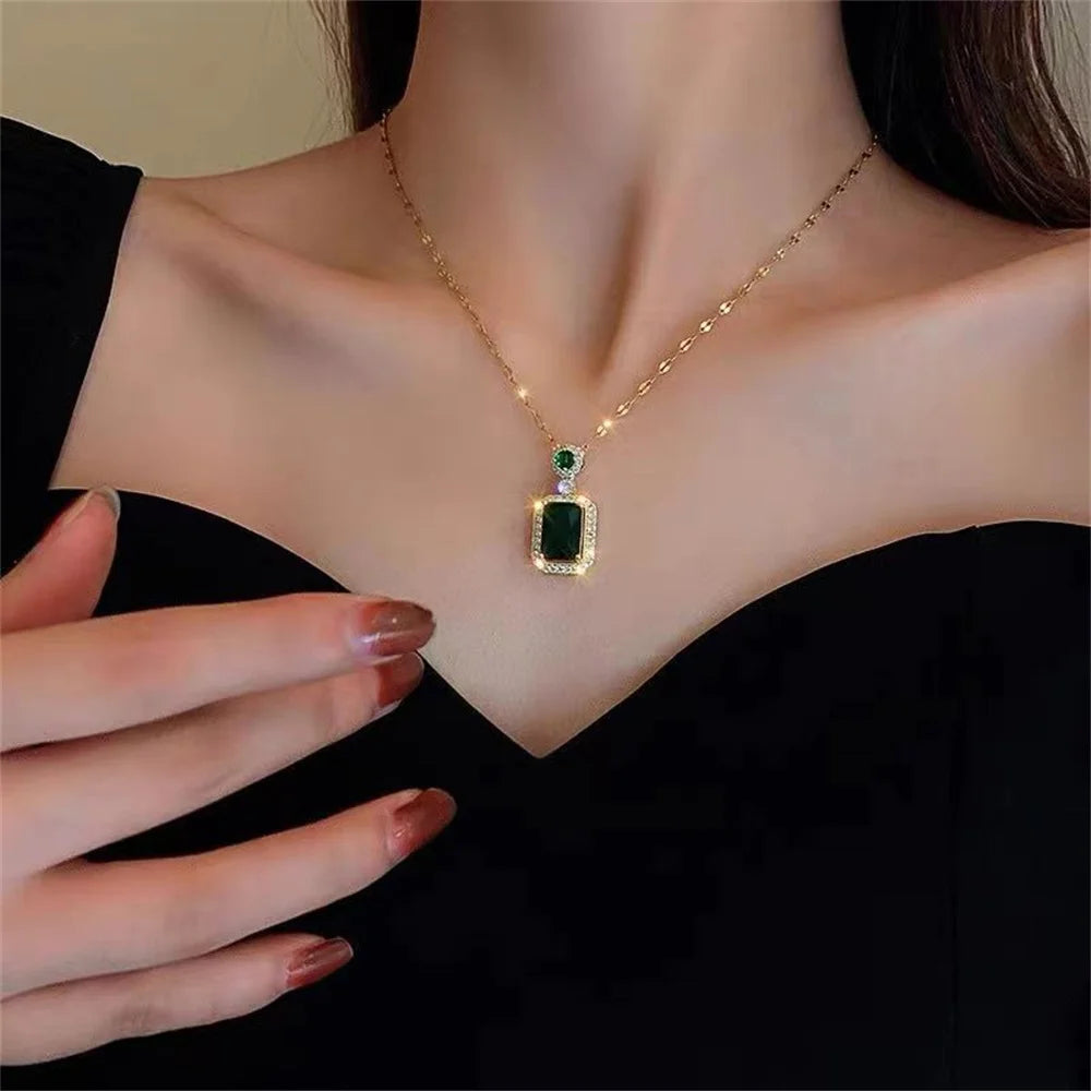 Classic Women's Three-piece Jewelry Set Statement Emerald Ring Fashion Green Zircon Ring Earring Necklace Wedding Jewelry Sets ﻿