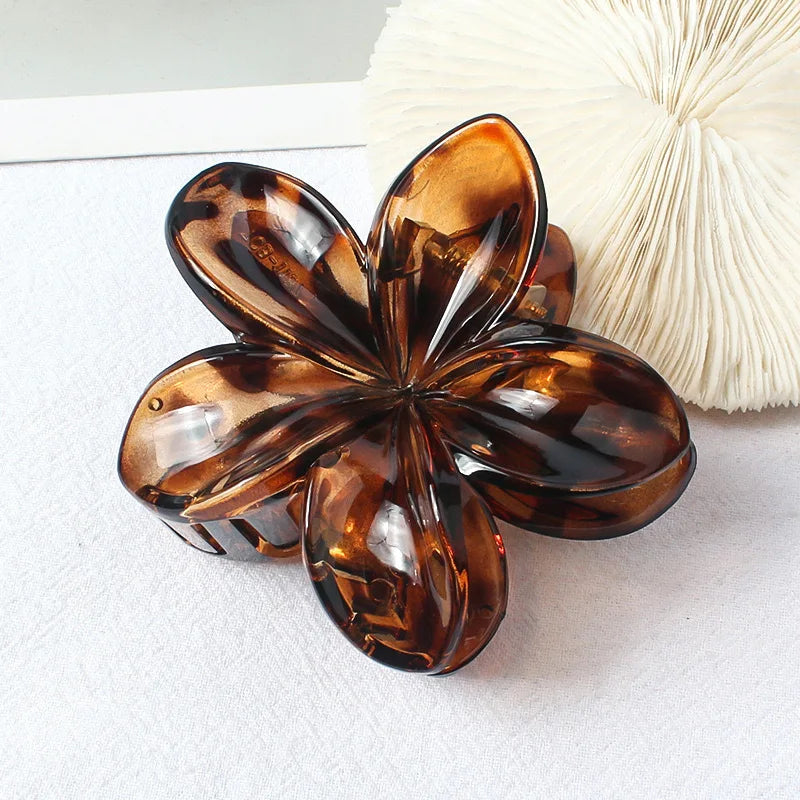 Women Fashion Flower Claw Clip Women Summer Beach Hawaiian Headwear Cute Preppy Stuff Female Hair Accessories for Four Seasons