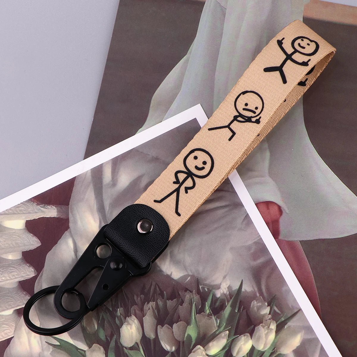 Original Keychains Accessories Keychains for Men Interesting Games Keyring Keychain for Car Keys Women Fashion Jewelry