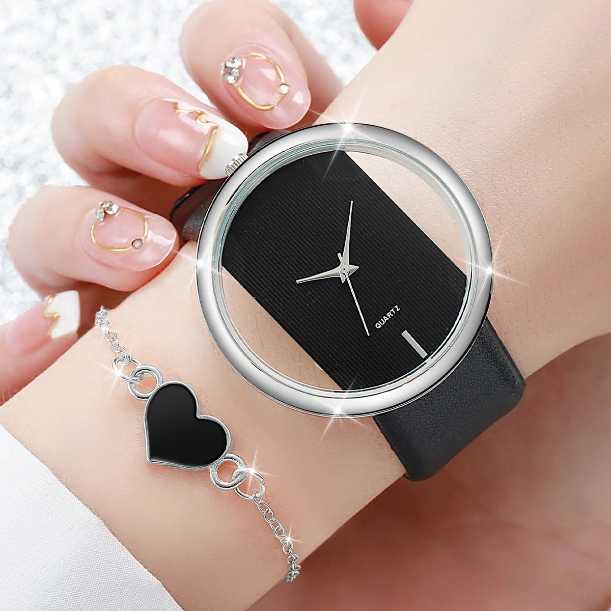 Women Watches Fashion Hollow Large Dial Ladies Leather Band Quartz Watch