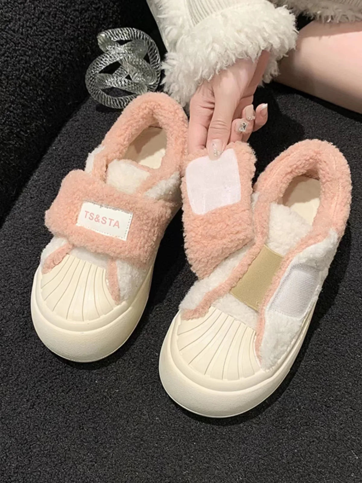 Shoes Woman 2025 Casual Female Sneakers Clogs Platform Autumn Shallow Mouth Round Toe British Style Loafers Fur New Creepers Fal