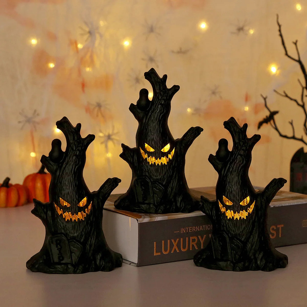 Halloween Horror Atmosphere Ghost Faces Tree Stumps LED Night Light Ghost Lights Haunted Rooms Escape Home Decoration