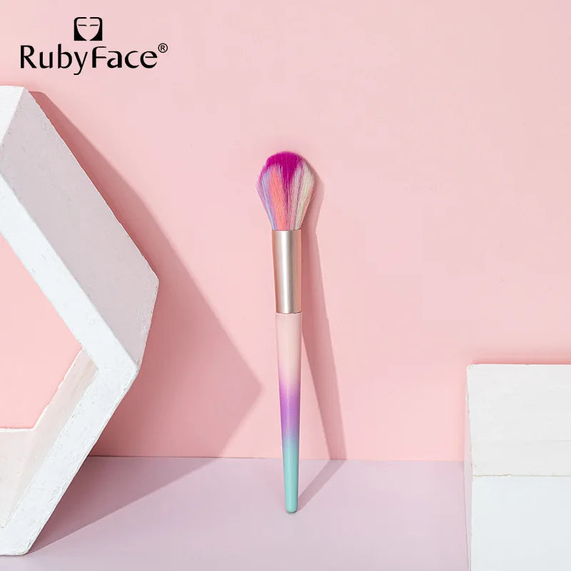 Beauty Colorful Tricolor Makeup Brush for Cosmetics Foundation Blush Powder Eyeshadow Makeup Brush Tool Soft Makeup Brushes
