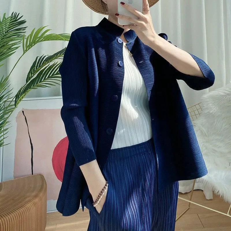 Women's Classic Coat 2025 Spring Autumn Female Temperament Stand Collar Short Mother Jacket Cropped Sleeve Cardigan Overwear