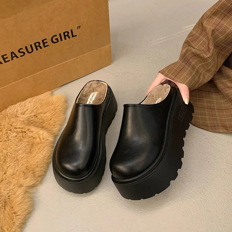 Shoes Woman 2025 House Slippers Platform Pantofle Cover Toe Winter Footwear New Slides Female Shoes Womens Slippers Outdoor Plat