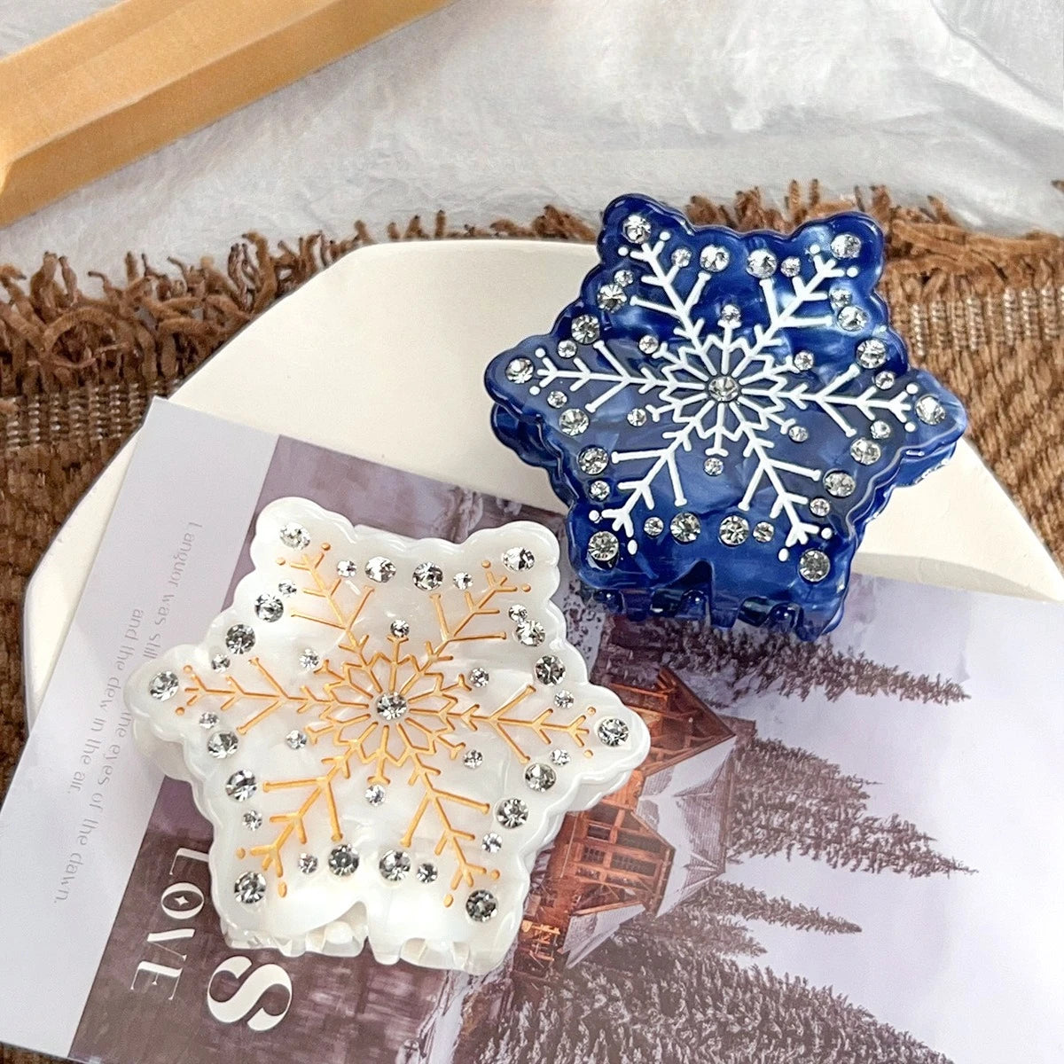 2025 NEW Winter Christmas Series Hair Claw Acetate Claw Clips Rhinestone Snowflake Hair Clips Hair Accessories for Women Girls