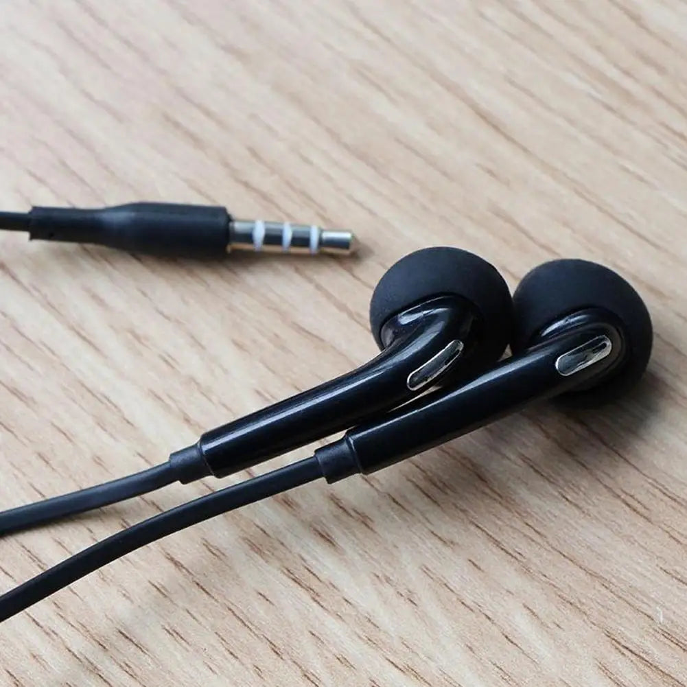 Wired Headphones With Microphone 3.5mm Earphones Plug In-Ear Headphones Music Earplugs Ergonomic Headphones For Smartphones