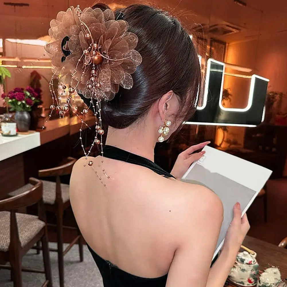 Women Fashion Hair Accessories Girls Flower Hair Claw Pleated Organza Pearls Black Feather Grip Shark Hair Clip Female Headwear