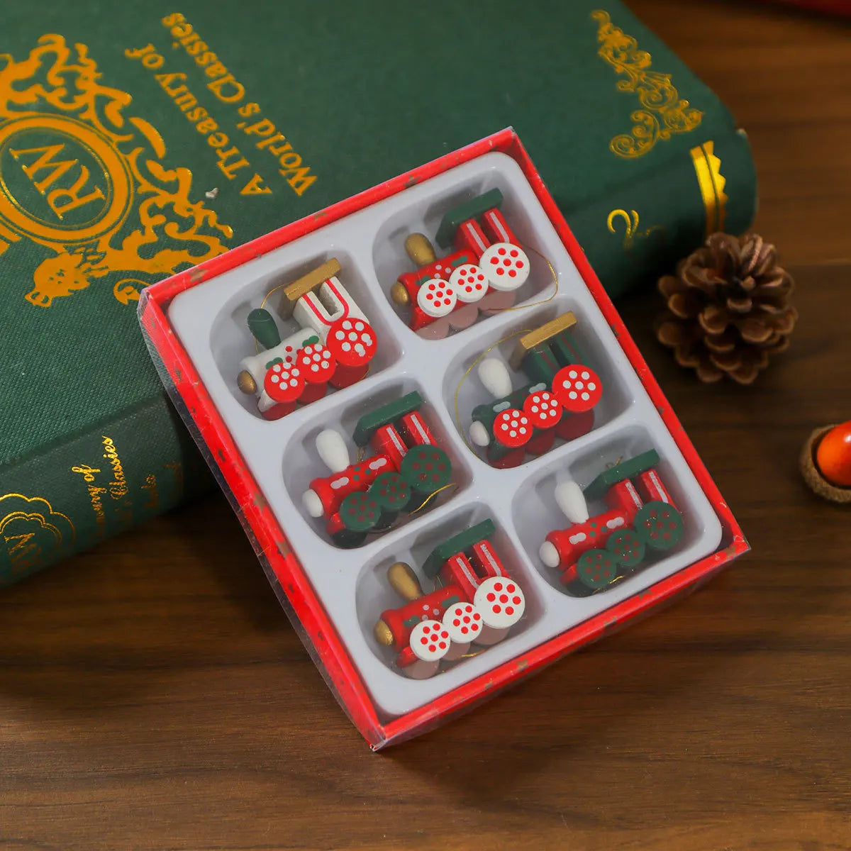 Christmas Tree Decoration,Set of Wooden Hanging Ornaments,Small Pendant,Gift Box,Window Props Ornaments,Christmas Decorations