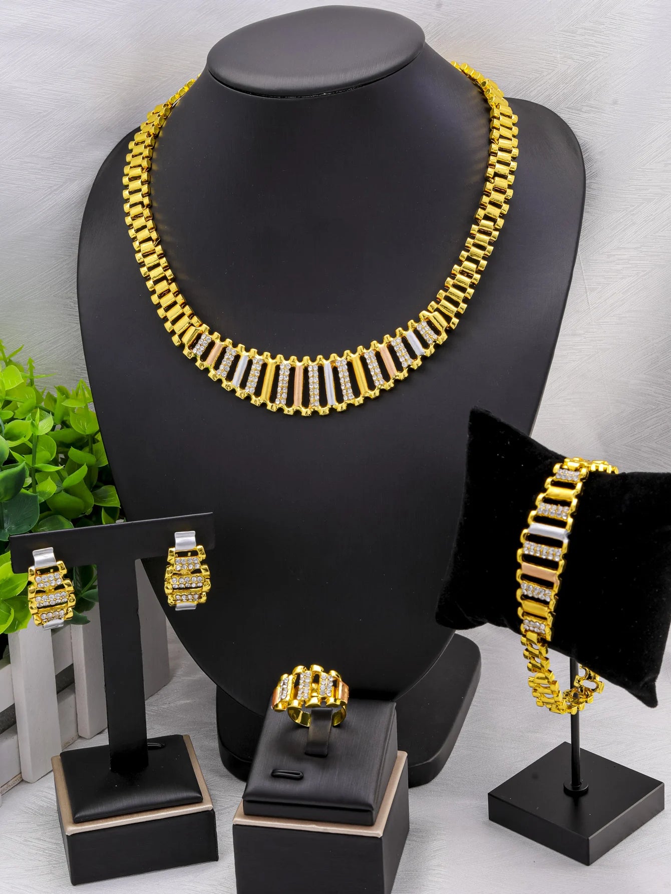 Dubai Jewelry Set for Women 18K Gold Plated Luxury Multicolour Necklace Earrings Bracelet Ring Set Jewelry Wedding Party