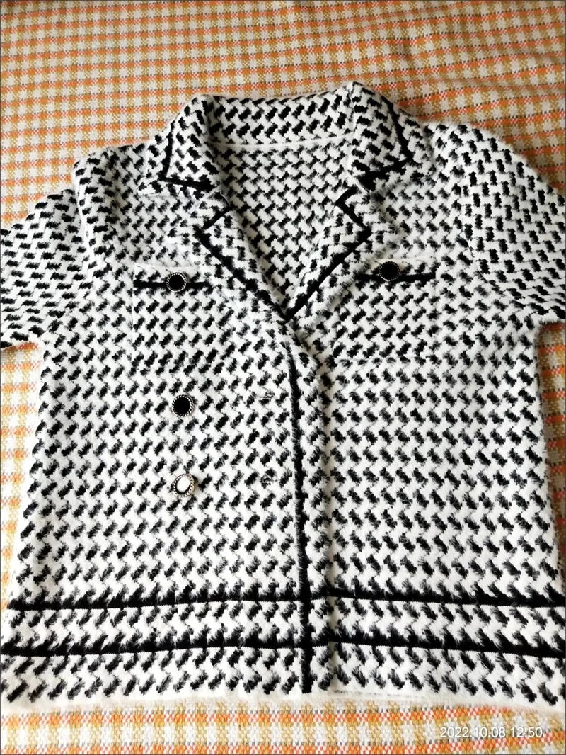 Jackets Women's Autumn Winter 2025 New Small Fragrance Short Coat Female Style Vintage Houndstooth Knitted Cardigan Outwear Tops