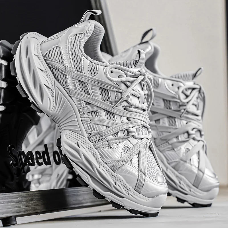 Men's Shoes Fashion White Sneakers For Men Lace up Skateboard Board Shoe Thick Sole Versatile Vulcanized Shoes Zapatillas Hombre