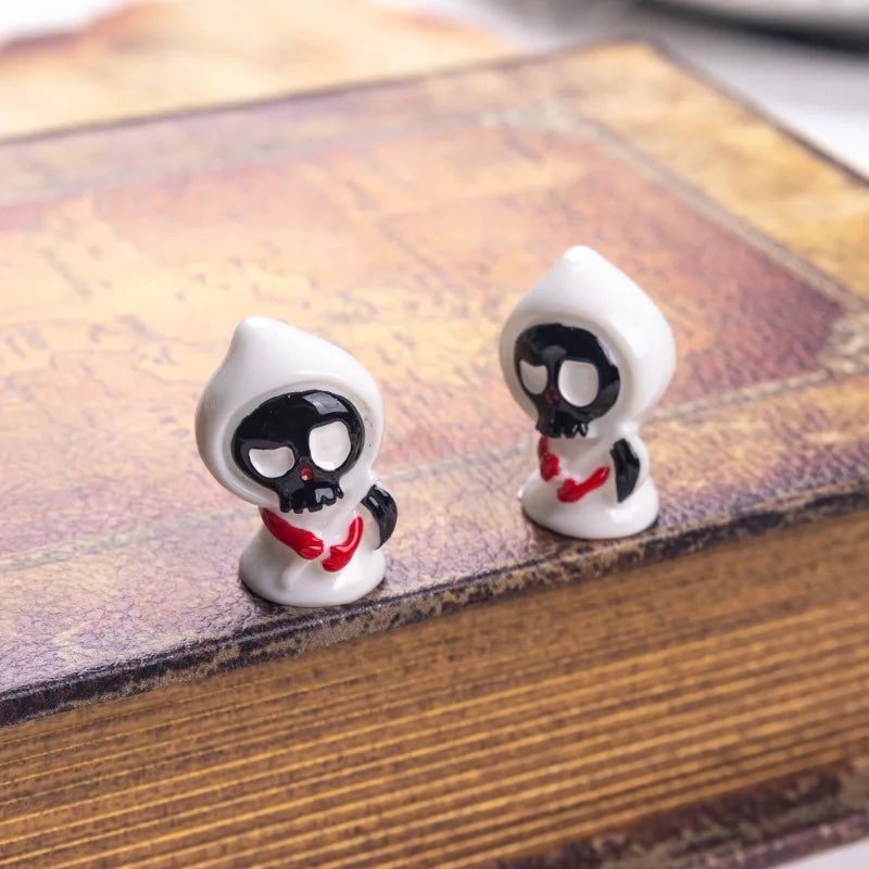 Halloween Ghost Skeleton Small Ornament Desktop Decoration Mini Crafts Miniatures Home Room Tablektop Decoration Figurines