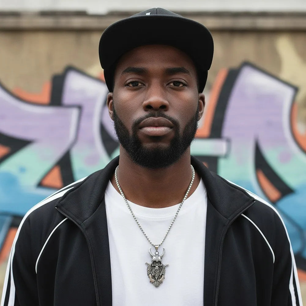 Men's Cool Personalized Viking Skull Pendant Accessories Retro Gothic Gift Toys Suitable for Giving to Friends as Gifts