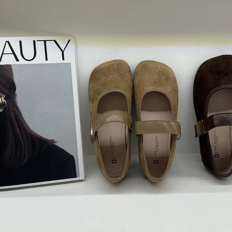 Shallow Mouthed Flat Sole Single Shoe for Women 2025 New Spring and Autumn Soft Sole Bean Shoes Round Toe Retro Mary Jane Shoes