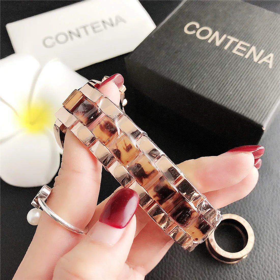 Top Brand Luxury Watches for Women Fashion Creative Steel Bracelet Women's Watches Ladies Quartz Bracelet Watch Reloj Mujer