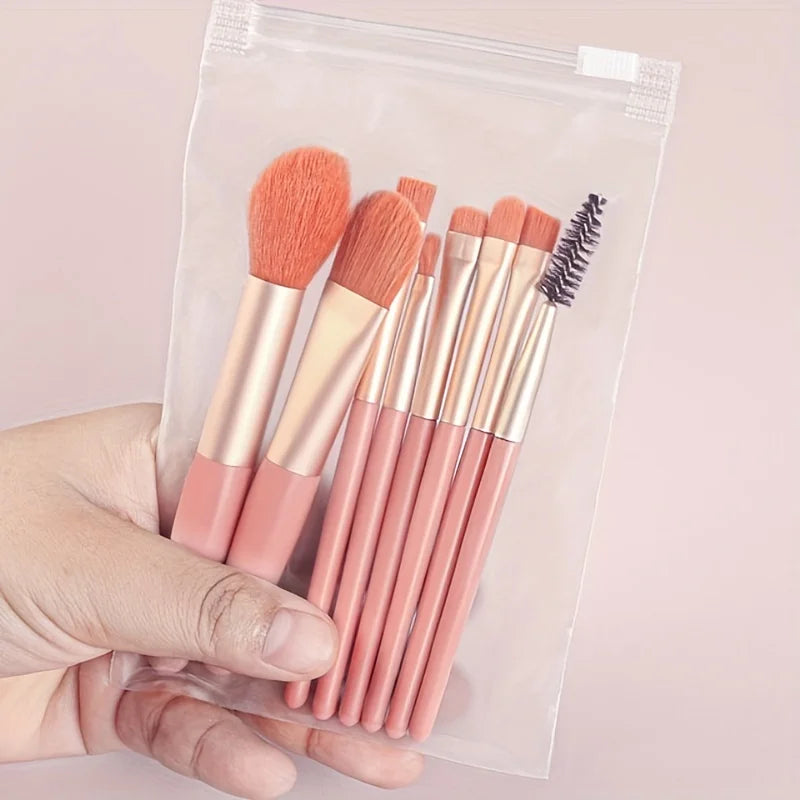 Makeup Brushes 8Pcs Set Travel Makeup Brush Kit with Bag Mini EyeShadow Foundation Loose Powder Blush Detail Brush Beauty Tools