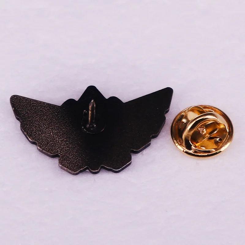 Adventure Game Zelda Men Women Brooches on Clothes Lapel Pins for Backpack Enamel Pins Briefcase Badges Accessories Gifts