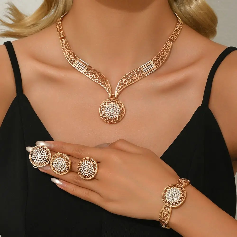 Exquisite Retro Jewelry Sets Shiny Golden Women Necklace Set High Quality Hollow Design Necklaces Bracelets Ring Sets Women