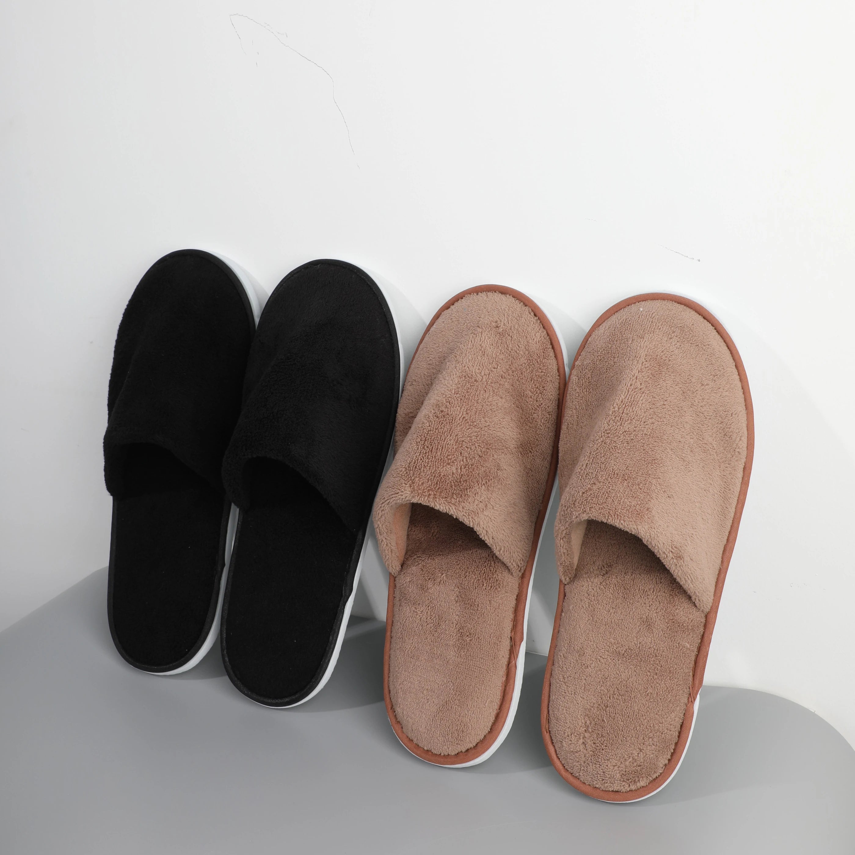 Women Indoor Slippers warm furry Home Slipper Winter Home shoes Women Men House Flat Closed Toe Slides for Bedroom Flip Flops
